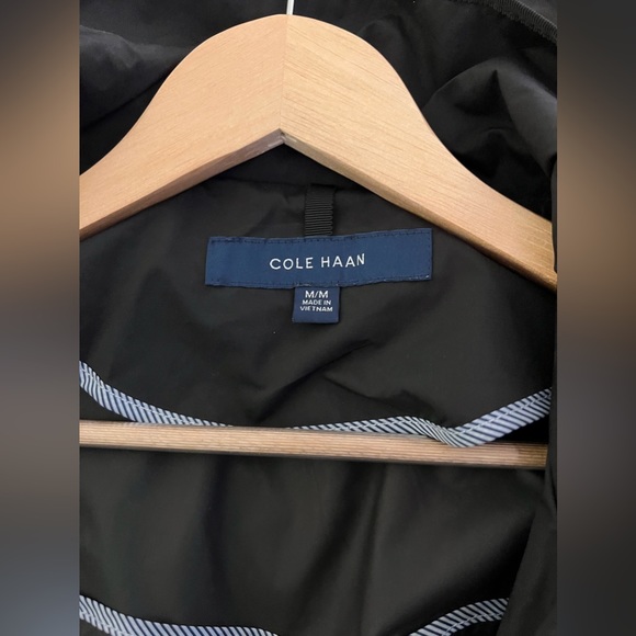 Cole Hann Liner Jacket in Black, Size Medium - Picture 5 of 6